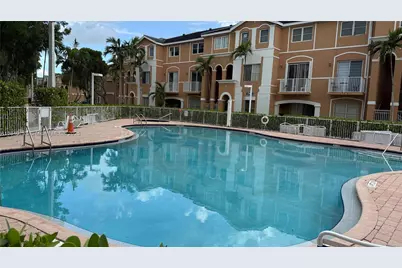 17720 NW 73rd Ave #105, Hialeah, FL 33015 - Photo 25