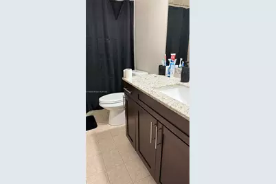 17720 NW 73rd Ave #105, Hialeah, FL 33015 - Photo 17