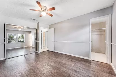 9285 Affirmed Ln, Boca Raton, FL 33496 - Photo 15