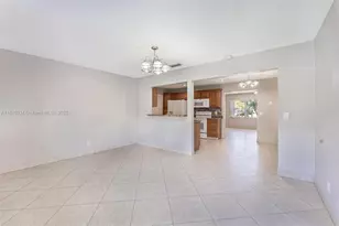 9285 Affirmed Ln, Boca Raton, FL 33496 - Photo 13