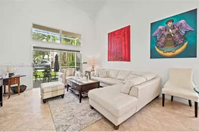 9384 NW 8th Cir, Plantation, FL 33324 - Photo 5