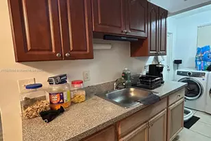 1100 NE 1st Ct, Hallandale Beach, FL 33009 - Photo 5