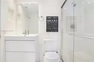 770 Claughton Island Dr, Miami, FL 33131 - Photo 11