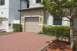 3419 W 109th Pl, Hialeah, FL 33018 - Photo 3