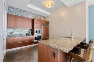 16001 Collins Ave, Sunny Isles Beach, FL 33160 - Photo 7