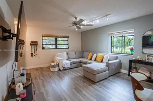 7625 NW 79th Ave, Tamarac, FL 33321 - Photo 9