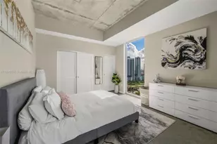 151 SE 1st St, Miami, FL 33131 - Photo 9