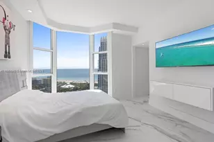 300 South Pointe Dr, Miami Beach, FL 33139 - Photo 31