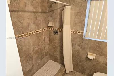 2359 N Wallen Dr, Palm Beach Gardens, FL 33410 - Photo 29