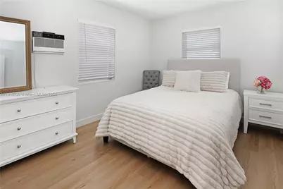 326 Van Buren St #326, Hollywood, FL 33019 - Photo 15