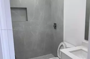 950 79th Terrace, Miami Beach, FL 33141 - Photo 5