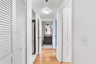 9340 Fontainebleau Blvd, Miami, FL 33172 - Photo 19