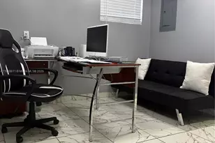 821 E 13th St, Hialeah, FL 33010 - Photo 15