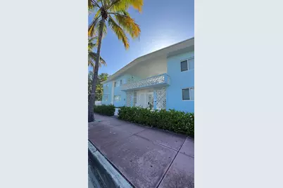 401 Collins Ave #15, Miami Beach, FL 33139 - Photo 1
