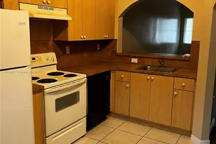2911 SE 13th Ave, Homestead, FL 33035 - Photo 3