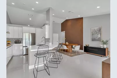 933 Falling Water Rd, Weston, FL 33326 - Photo 13