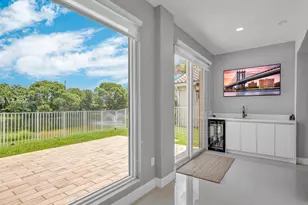 933 Falling Water Rd, Weston, FL 33326 - Photo 17