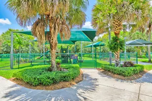 933 Falling Water Rd, Weston, FL 33326 - Photo 53