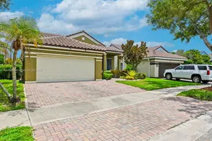 933 Falling Water Rd, Weston, FL 33326 - Photo 5