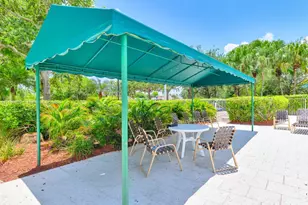 933 Falling Water Rd, Weston, FL 33326 - Photo 49