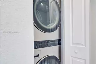 5000 SW 37th St, Pembroke Park, FL 33023 - Photo 15