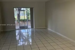 422 NE 210th Cir Terrace, Miami, FL 33179 - Photo 11