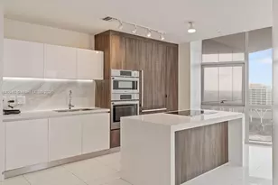 851 NE 1st Ave, Miami, FL 33132 - Photo 3