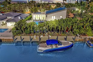 307 Holiday Dr, Hallandale Beach, FL 33009 - Photo 75