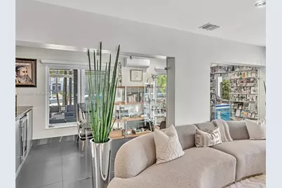 307 Holiday Dr, Hallandale Beach, FL 33009 - Photo 35