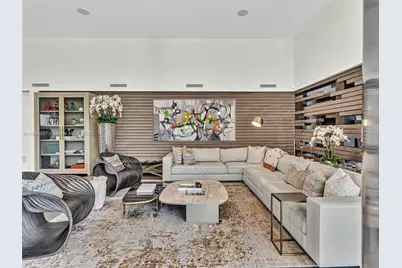 307 Holiday Dr, Hallandale Beach, FL 33009 - Photo 21