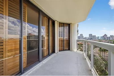 20185 E Country Club Dr #1406/1405, Aventura, FL 33180 - Photo 19