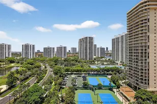 20185 E Country Club Dr, Aventura, FL 33180 - Photo 23