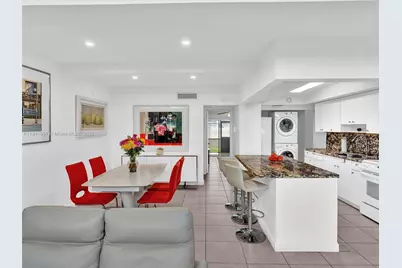 19200 NE 25th Ave #323C, Miami, FL 33180 - Photo 23