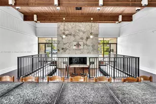 19200 NE 25th Ave, Miami, FL 33180 - Photo 53