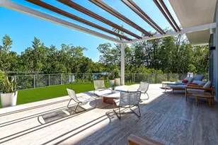 16385 Biscayne Blvd, North Miami Beach, FL 33160 - Photo 21