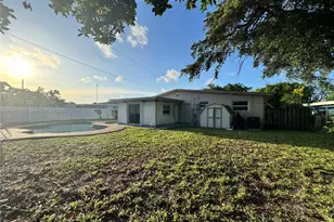 3800 SW 31st Dr, West Park, FL 33023 - Photo 7