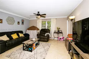 5160 SW 40th Ave, Dania Beach, FL 33314 - Photo 5