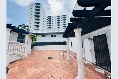 1238 SW 4th St, Miami, FL 33135 - Photo 19