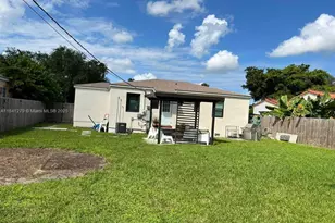 80 Carlisle Dr, Miami Springs, FL 33166 - Photo 9