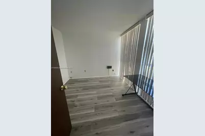 801 Three Islands Blvd #112, Hallandale Beach, FL 33009 - Photo 9