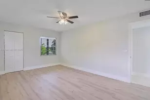 13450 SW 3rd St, Pembroke Pines, FL 33027 - Photo 11