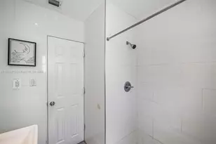 154 NW 45th St, Miami, FL 33127 - Photo 17