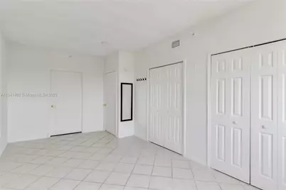 3500 Coral Way #1207, Miami, FL 33145 - Photo 9