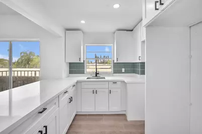 1960 Marseille Dr #304, Miami Beach, FL 33141 - Photo 17