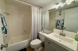 770 Claughton Island Dr, Miami, FL 33131 - Photo 13