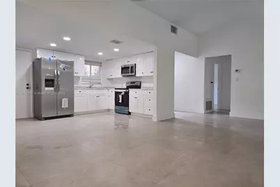 10616 Leafy Way, Orlando, FL 32821 - Photo 7