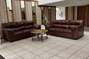 210 Lakeview Dr, Weston, FL 33326 - Photo 19