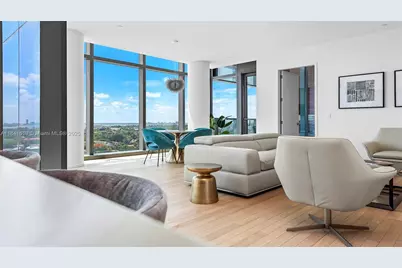 2901 Collins Ave #1403, Miami Beach, FL 33140 - Photo 3