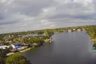 8121 SW 205th St, Cutler Bay, FL 33189 - Photo 33