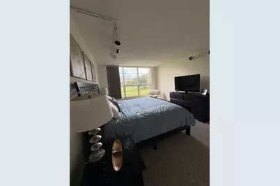 555 Oaks Ln #203, Pompano Beach, FL 33069 - Photo 7